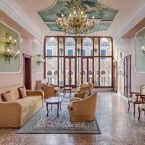 Hotel Pausania Venice