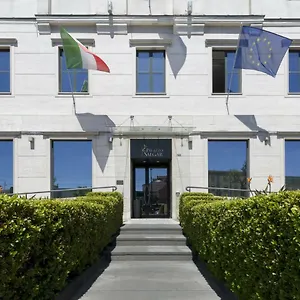 Hotel Palazzo Salgar Naples