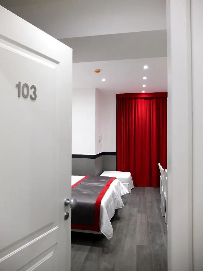 Astoria Golden Gate Hotel Rome